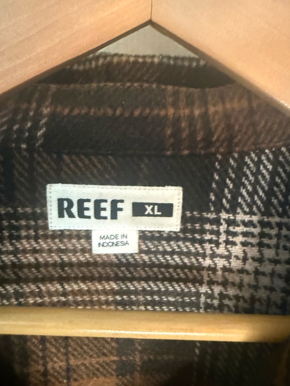 Reef Plaid Button-Up Shacket - Picture 3 of 7
